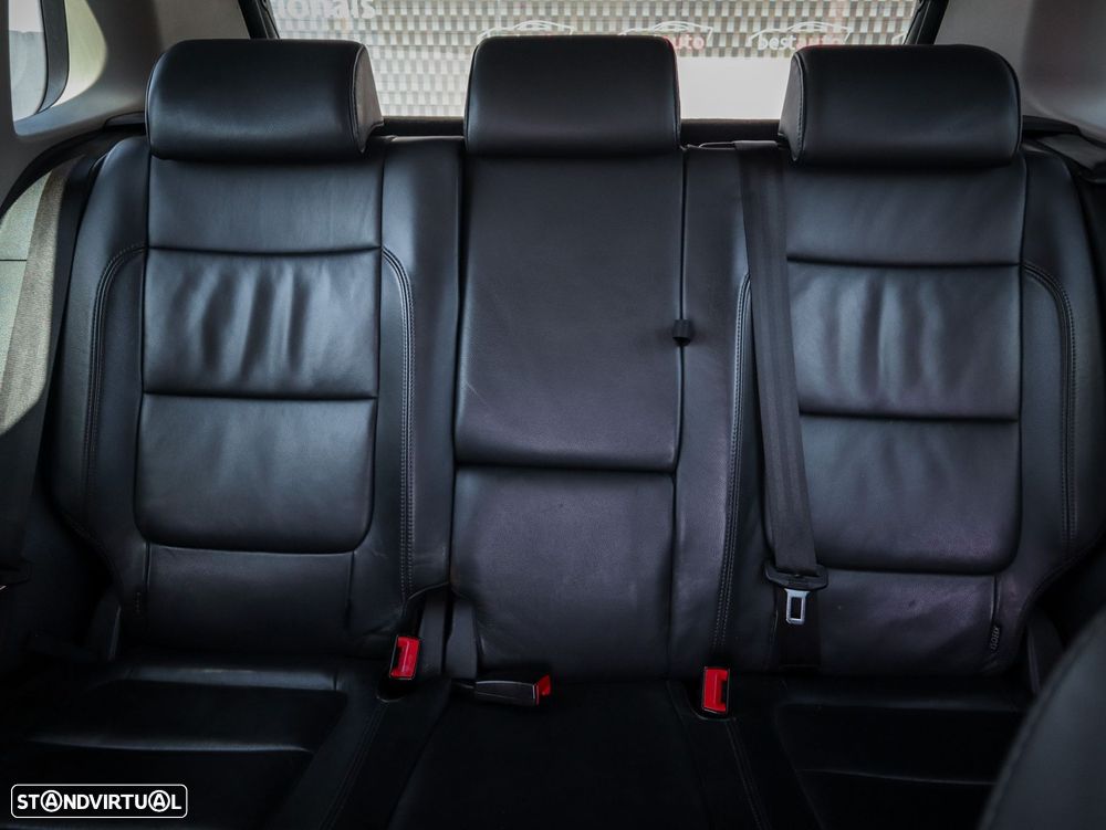 VW Tiguan 2.0 TDi Sport BlueMotion - 30
