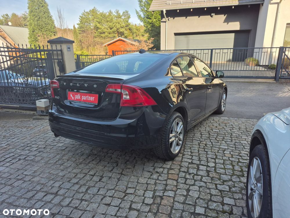 Volvo S60 D3 Momentum - 12