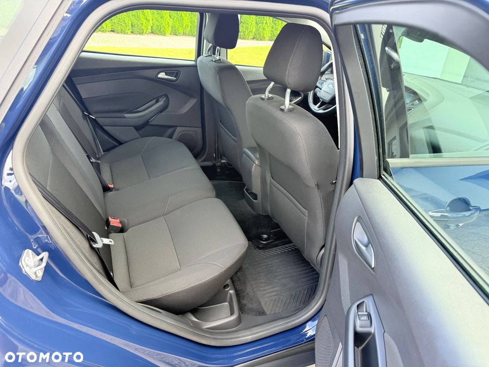 Ford Focus - 16