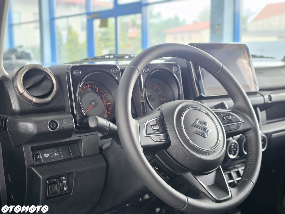 Suzuki Jimny - 30