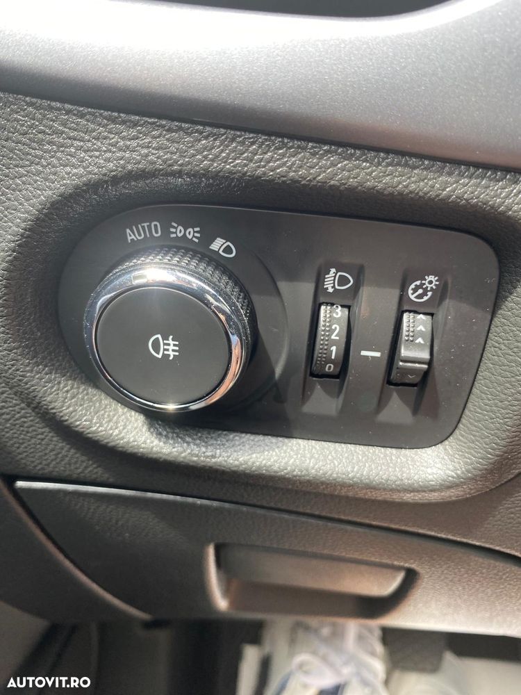 Opel Astra 1.0 Turbo ECOTEC Start/Stop Selection - 10