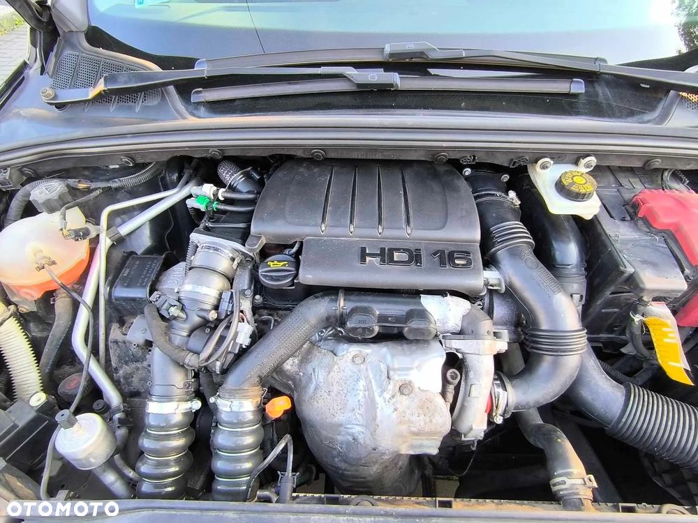 Peugeot 308 1.6 HDi Premium - 7