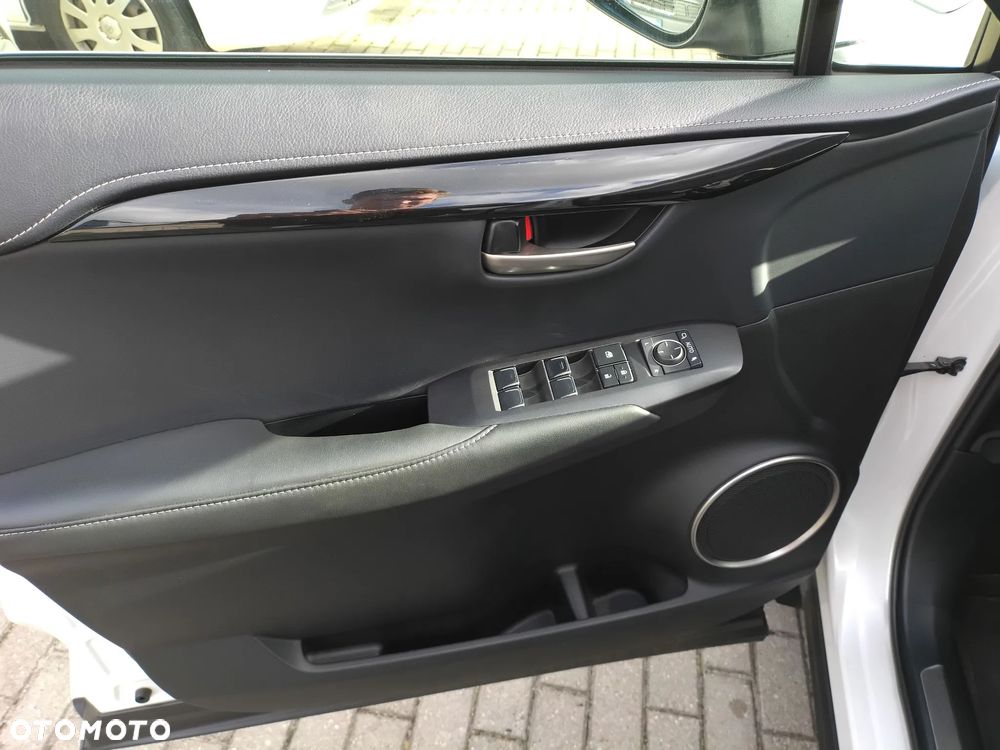Lexus NX 300 Business Edition AWD - 13