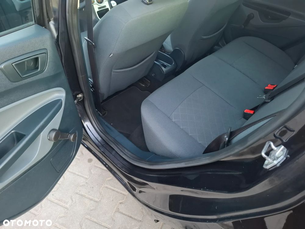Ford Fiesta 1.25 Ghia EU5 - 16