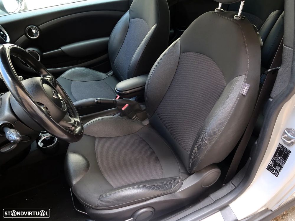 MINI Clubman One D - 8
