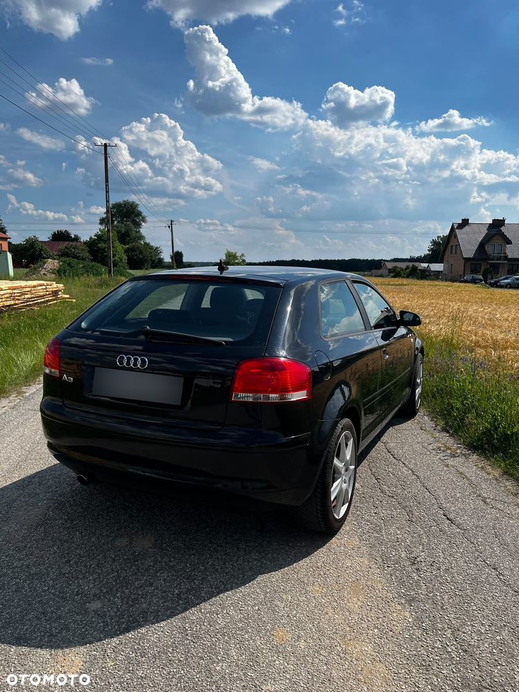 Audi A3 3-drzwiowe 1.6 Ambition - 6