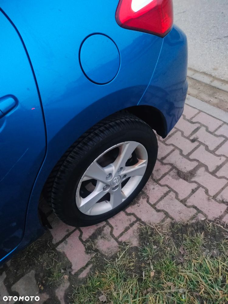 Toyota Auris 1.6 Premium - 7