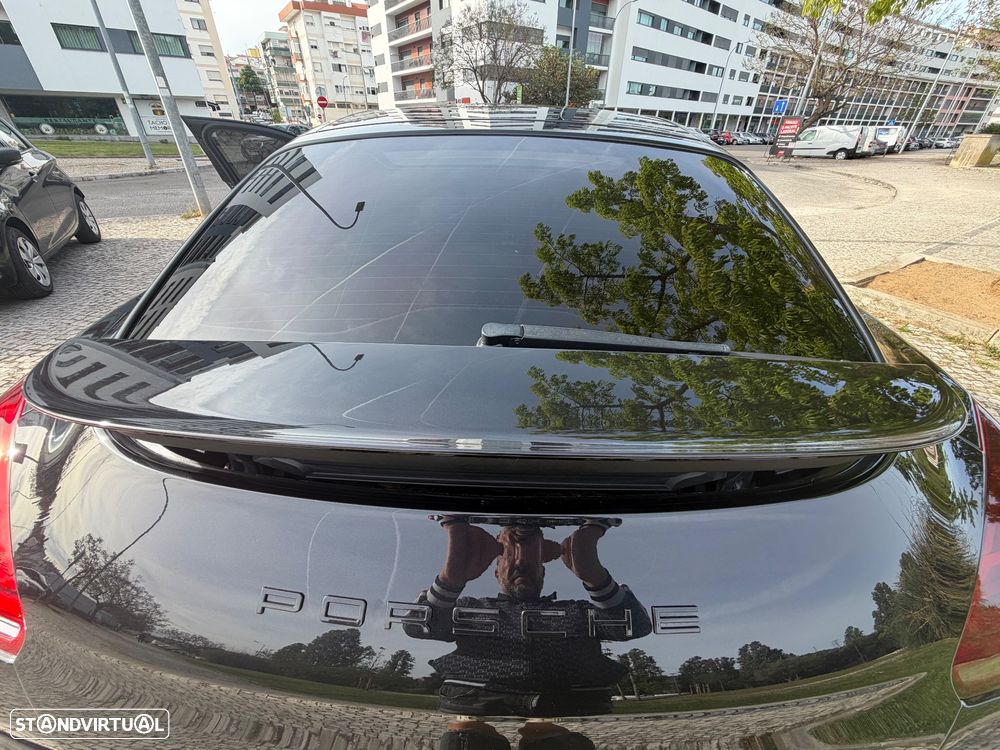 Porsche Panamera S Hybrid - 24