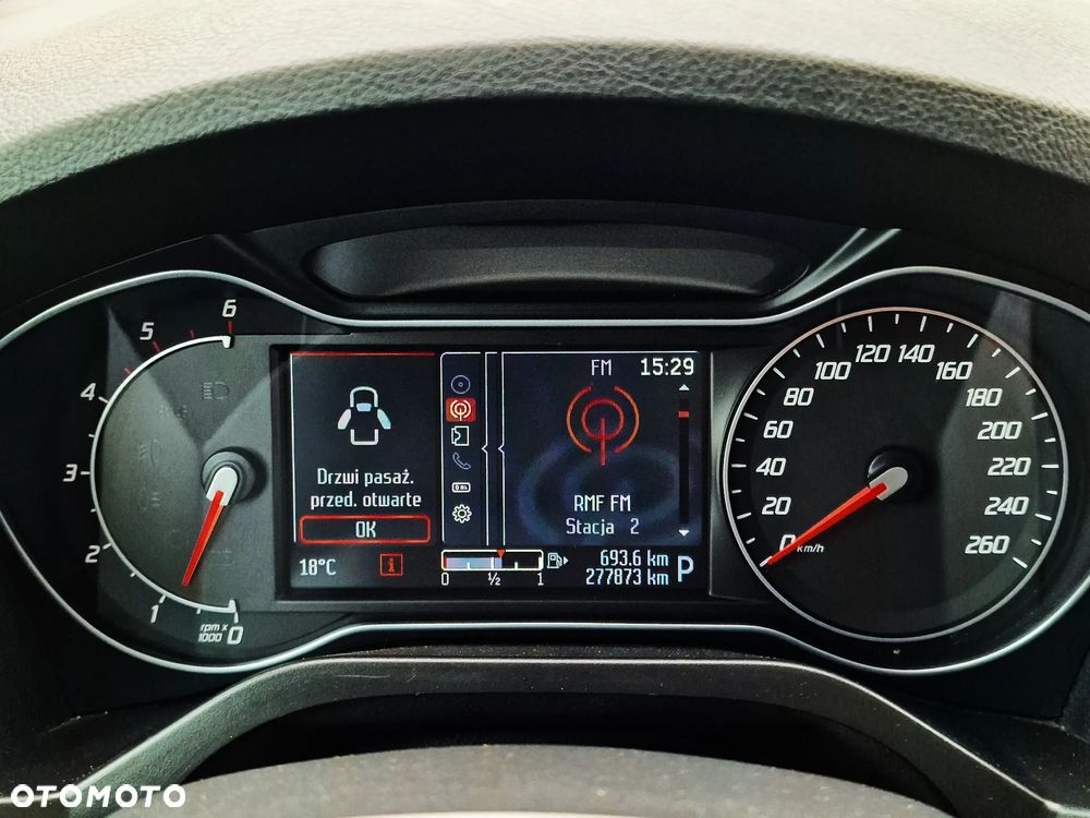 Ford S-Max 2.0 TDCi DPF Titanium MPS6 - 28