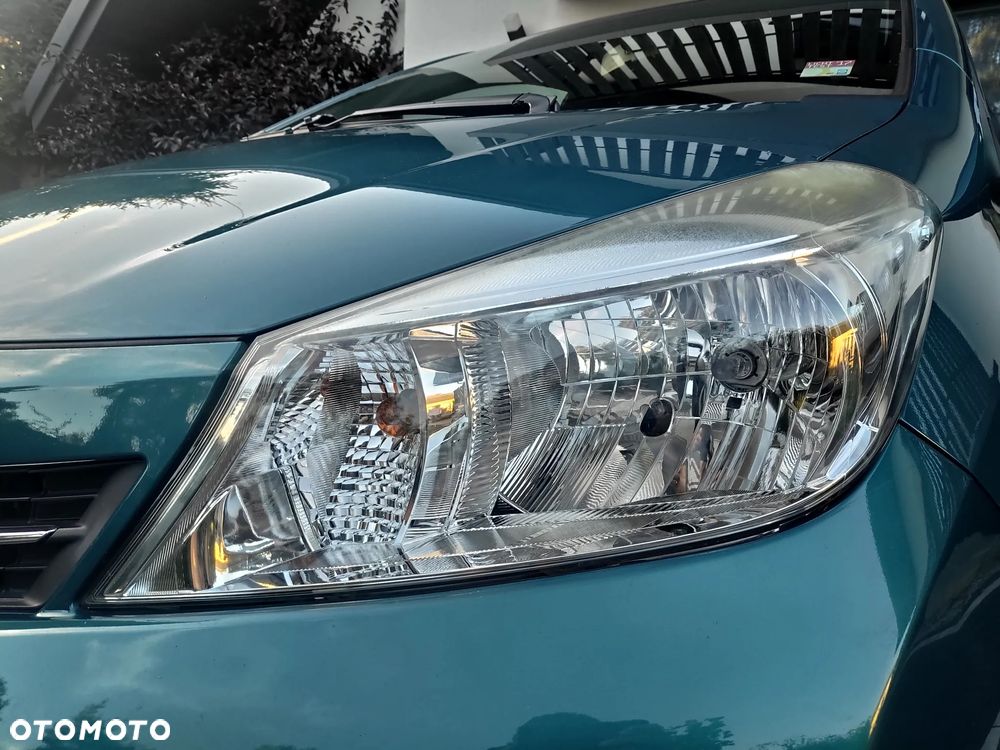 Toyota Yaris - 16