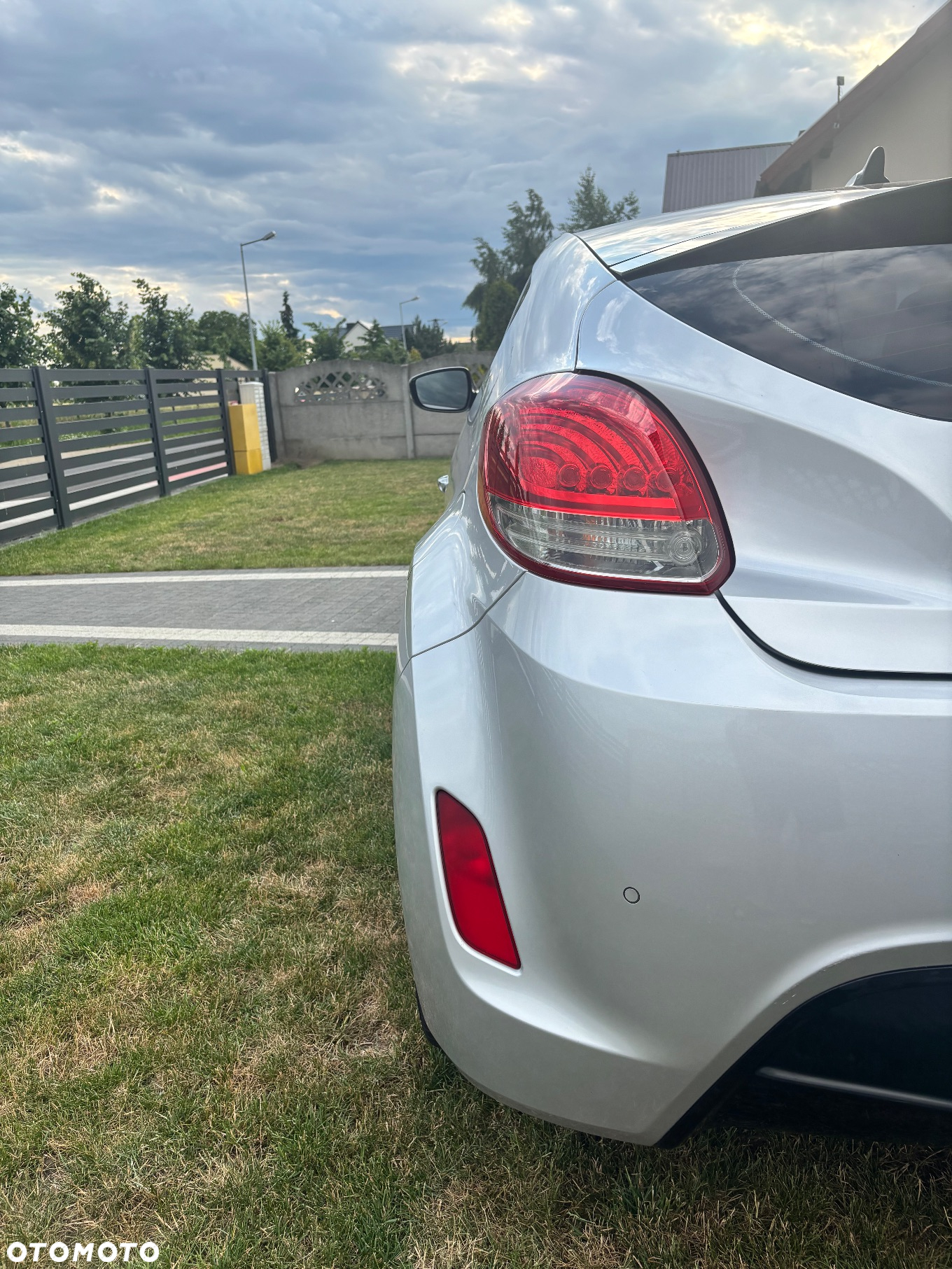 Hyundai Veloster - 22