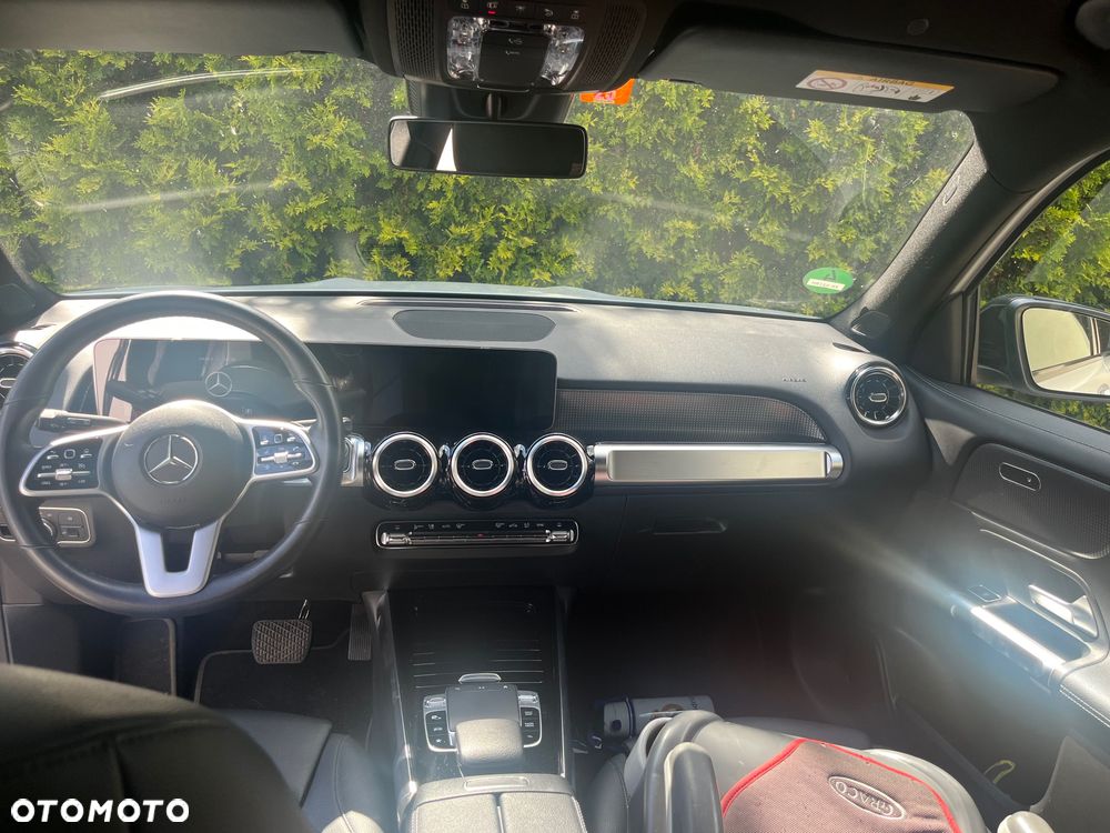 Mercedes-Benz GLB - 6