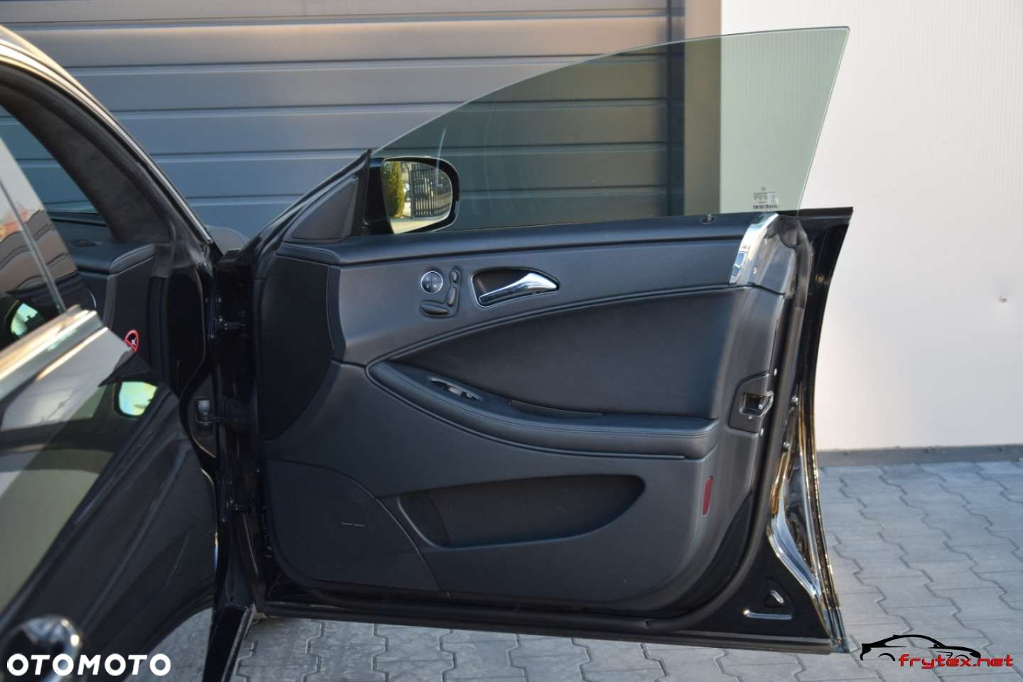 Mercedes-Benz CLS - 25