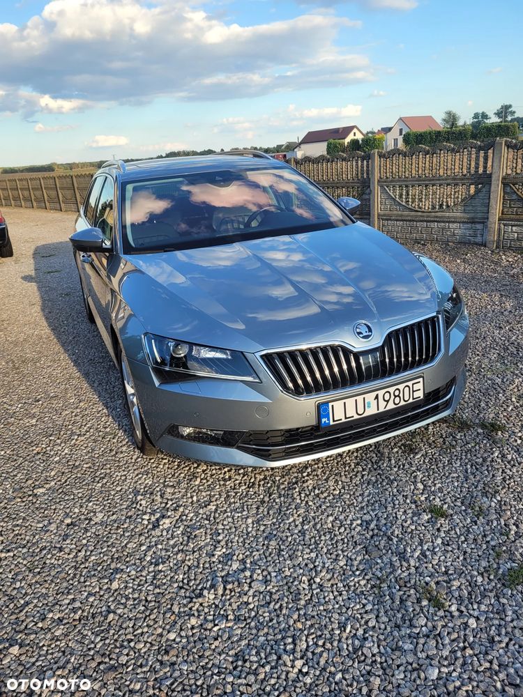 Skoda Superb 1.6 TDI GreenLine - 2