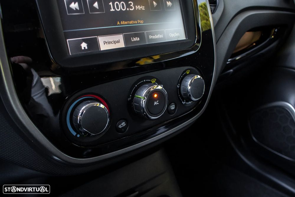 Renault Captur 0.9 TCE Exclusive - 19