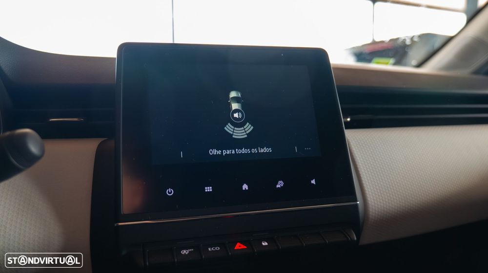 Renault Clio 1.0 TCe Techno Bi-Fuel - 14