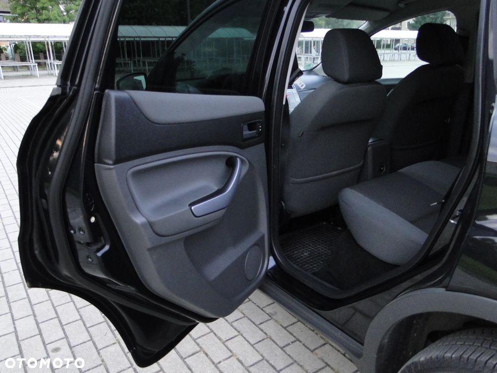 Ford Kuga 2.0 TDCi 4x4 Titanium - 11