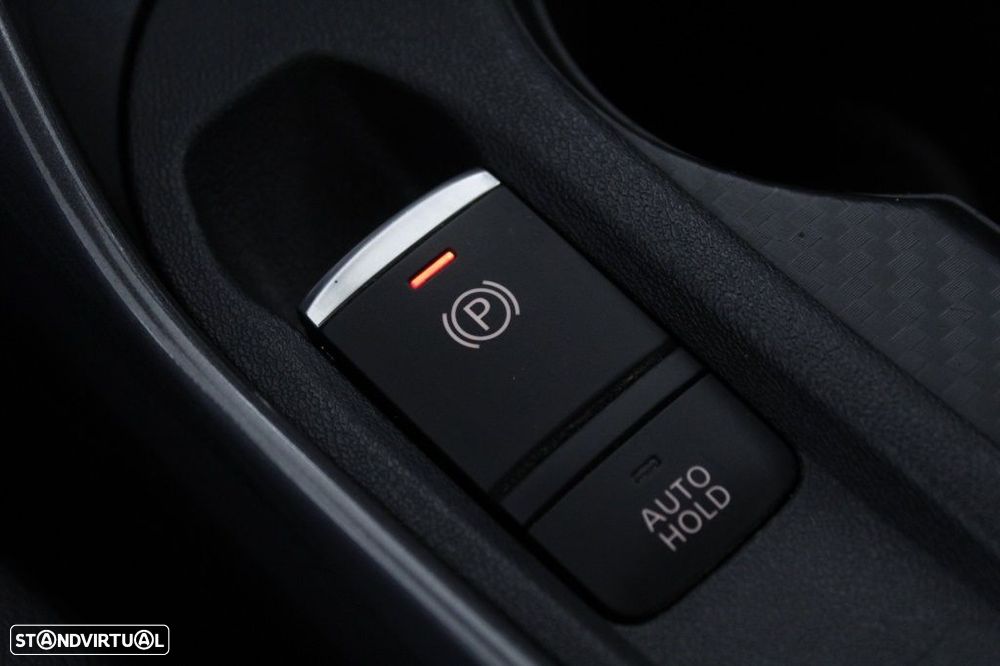 Nissan Juke 1.0 DIG-T N-Connecta NAV. DCT - 32