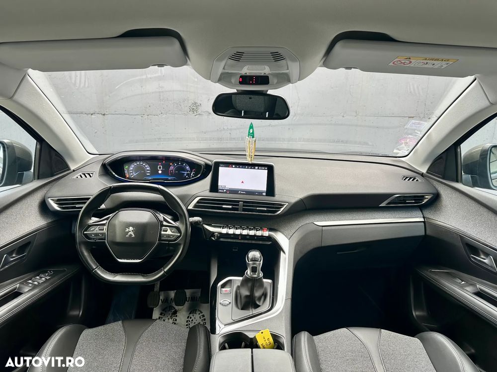 Peugeot 3008 - 8