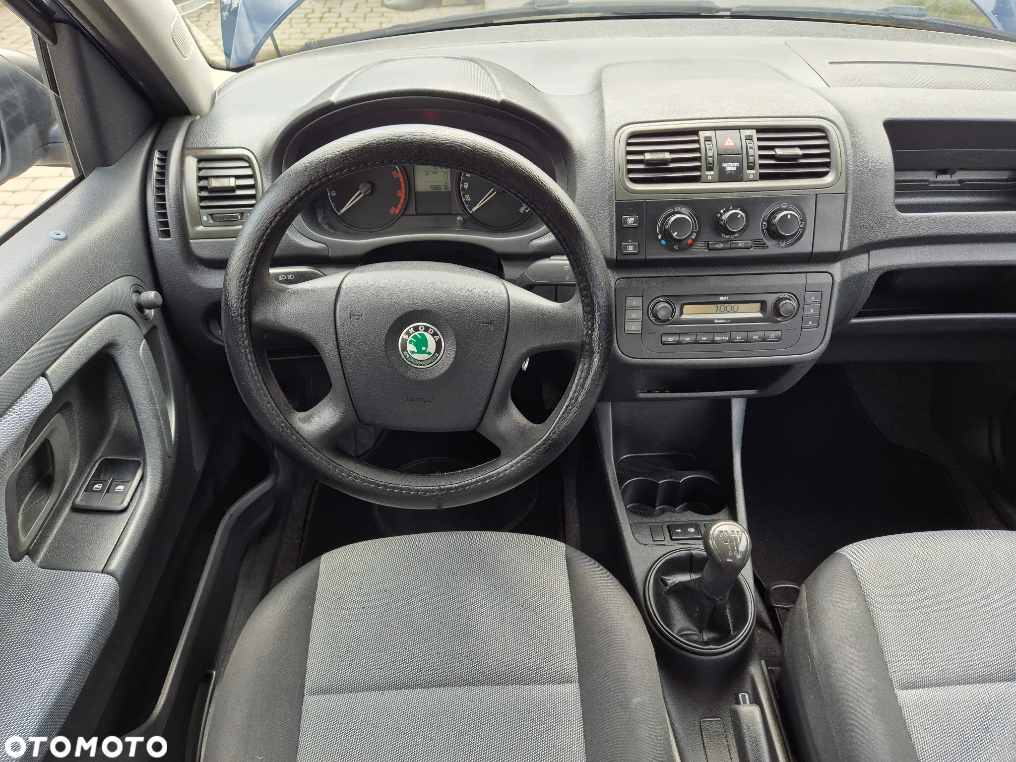 Skoda Roomster 1.2 FAMILY - 13