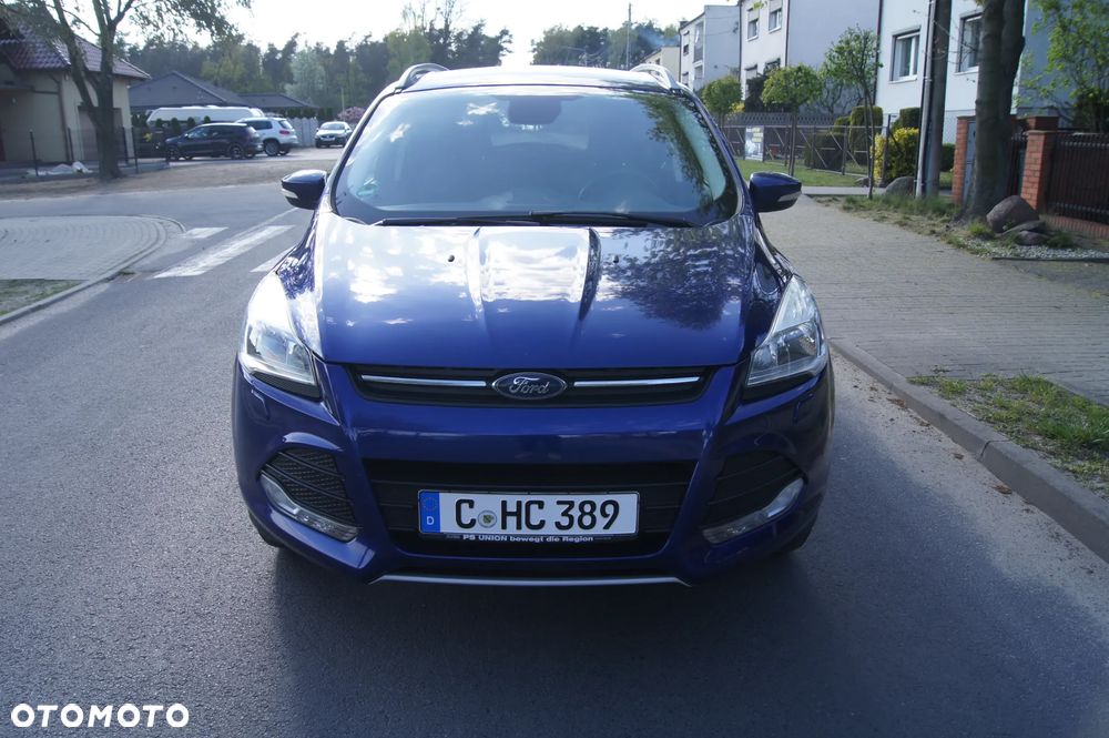 Ford Kuga 1.5 EcoBoost 2x4 Trend - 2