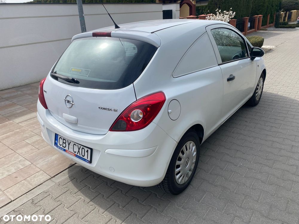 Opel Corsa 1.2 16V Sport - 4