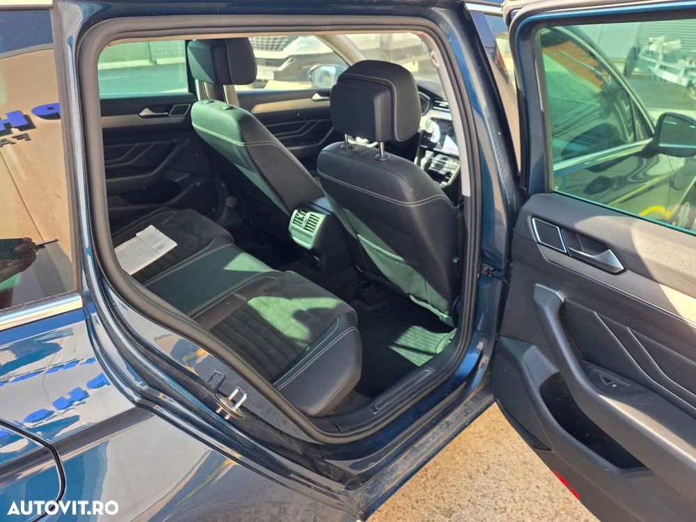 Volkswagen Passat 2.0 TDI DSG Highline - 9