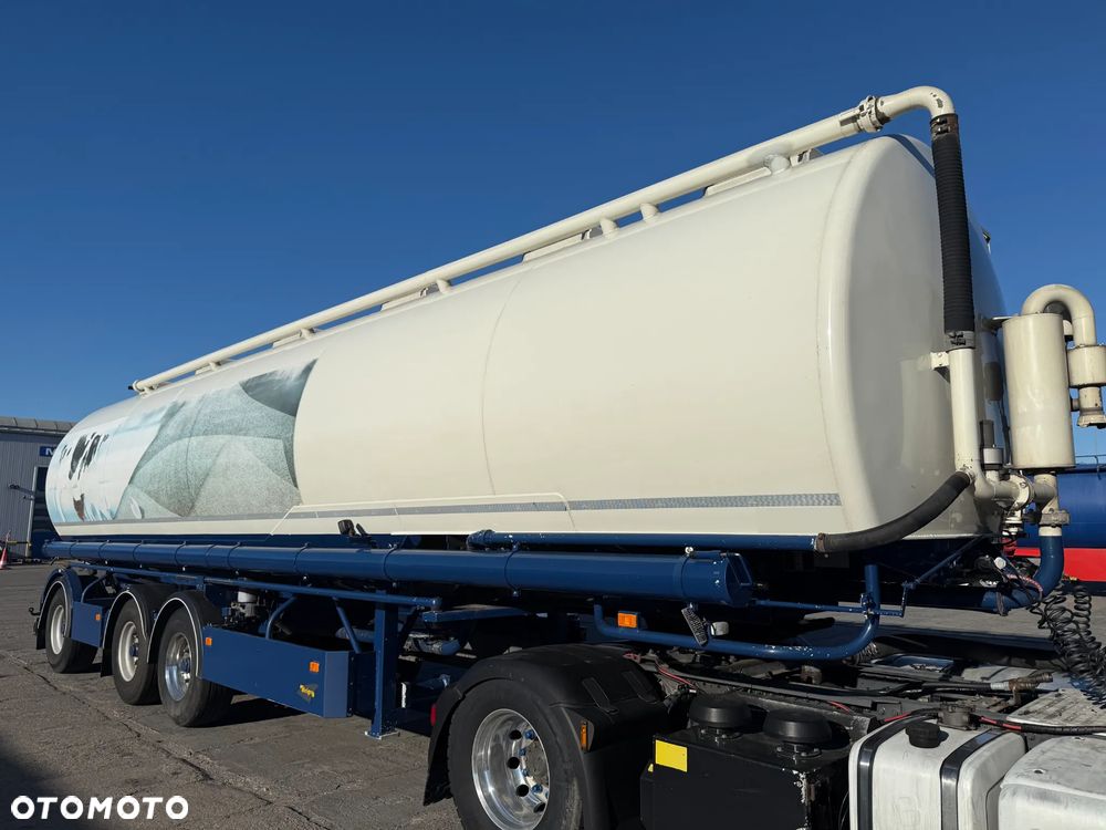 Welgro BPW 3 OSIE 2011 Beczka do paszy Silos Paszowóz - 4