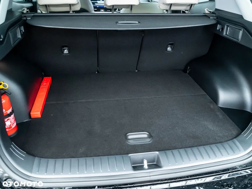 Kia Sportage 1.6 T-GDI HEV Business Line 4WD - 18