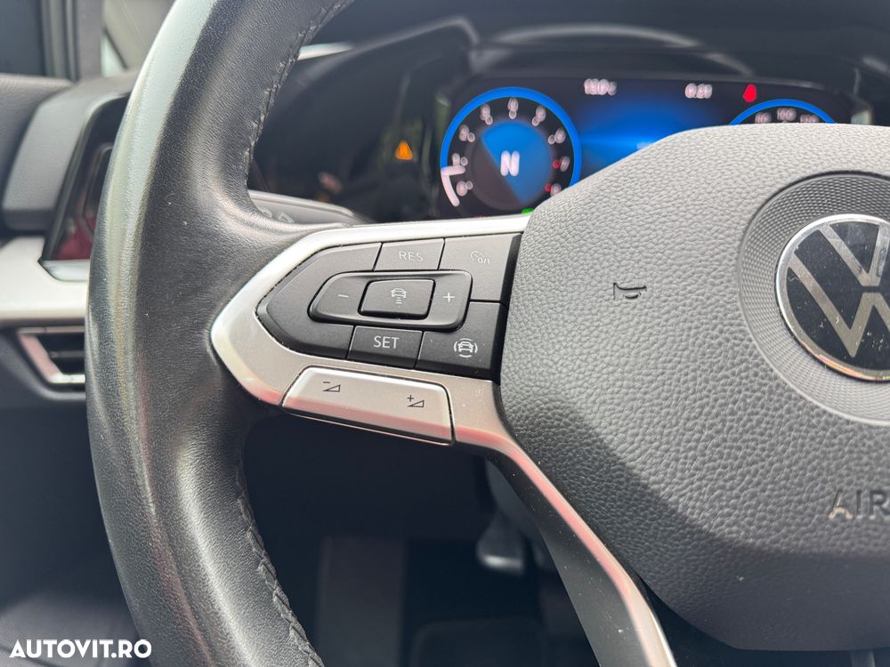 Volkswagen Golf - 12