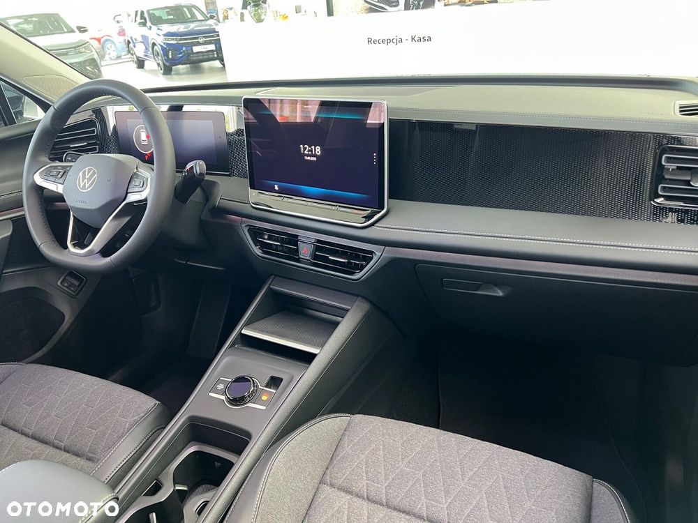 Volkswagen Tiguan - 8