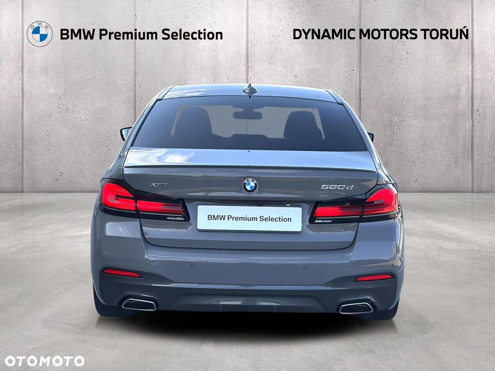BMW Seria 5 520d xDrive M Sport sport - 7