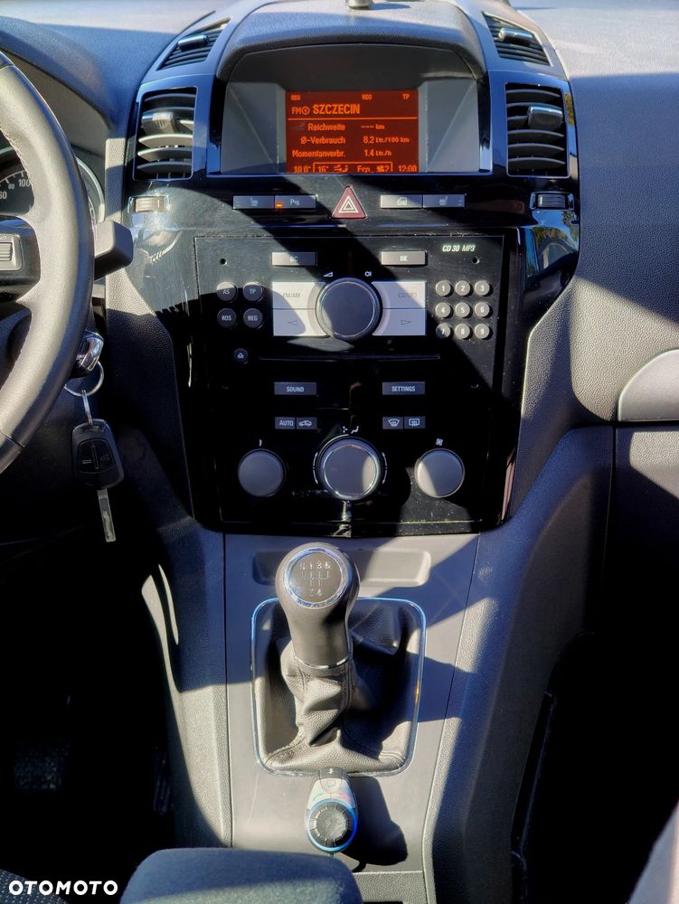 Opel Zafira 2012