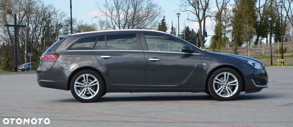 Opel Insignia - 10