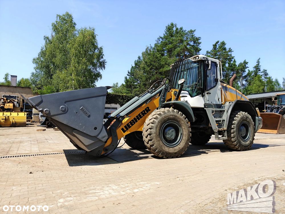 Liebherr L546 - 3