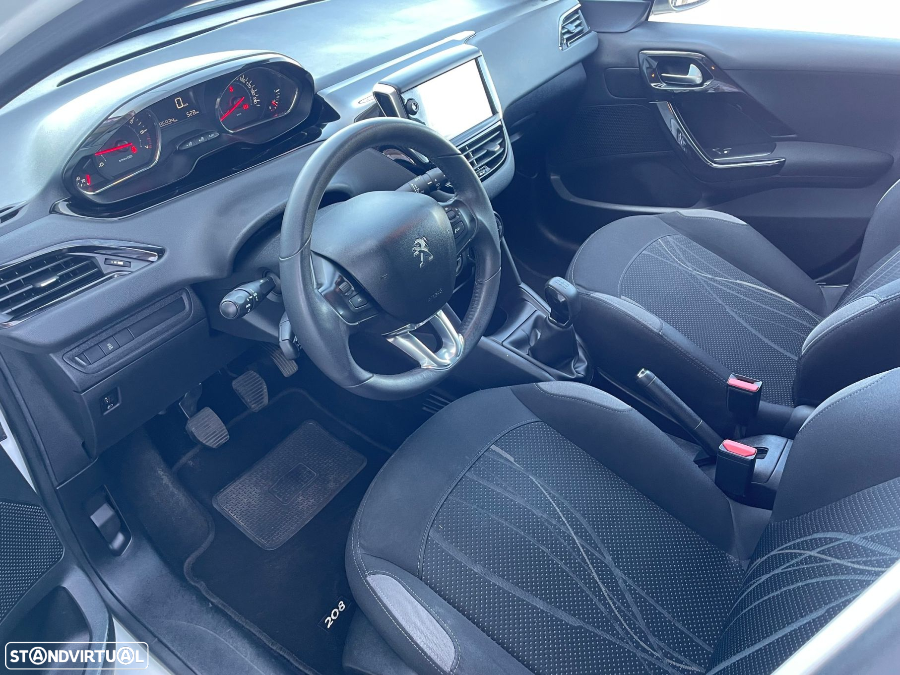 Peugeot 208 1.2 VTi Active - 4
