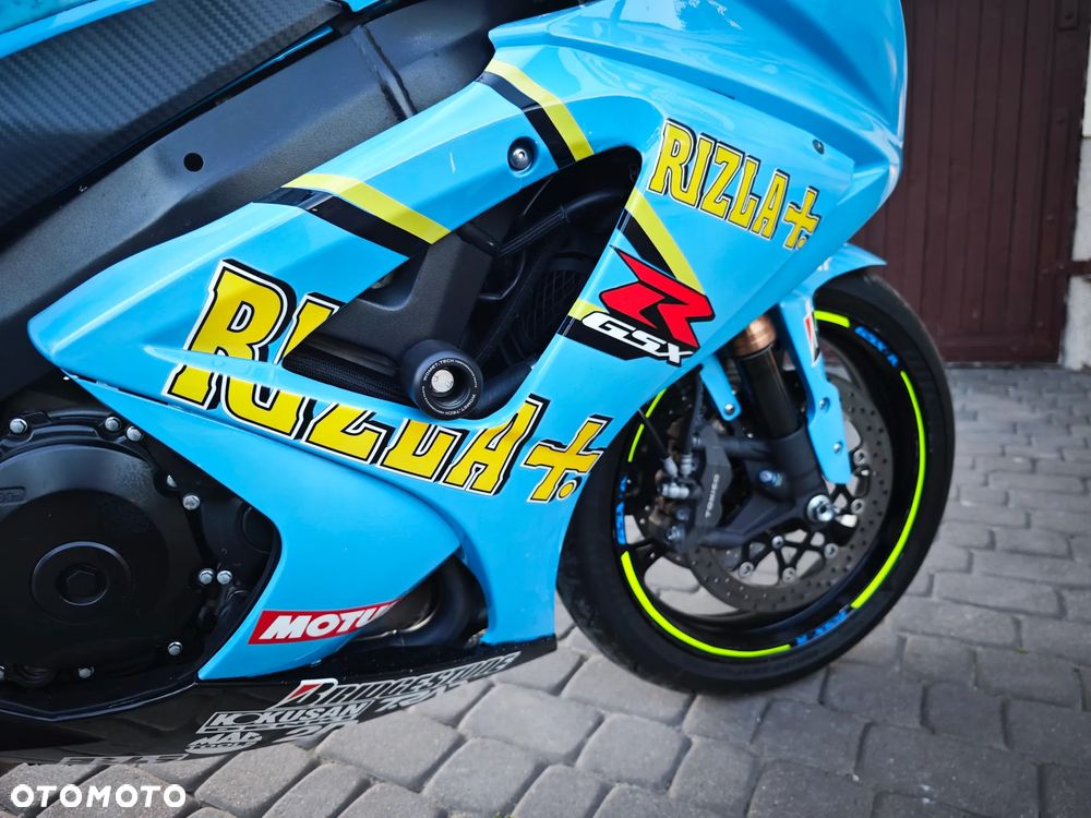 Suzuki GSX-R - 10