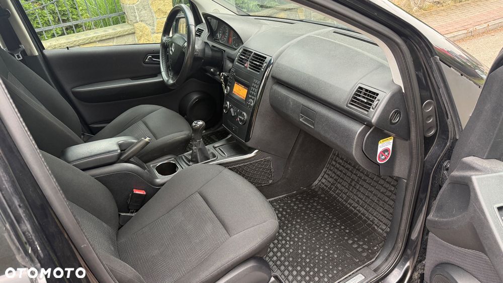 Mercedes-Benz Klasa A 160 BlueEFFICIENCY Elegance - 11