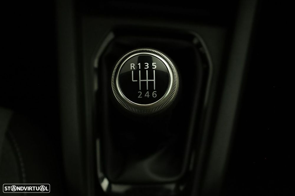 Renault Clio 1.0 TCe Evolution - 13