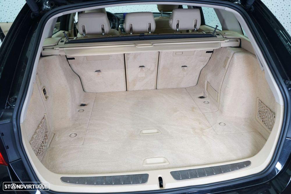 BMW 320 d Line Luxury - 47