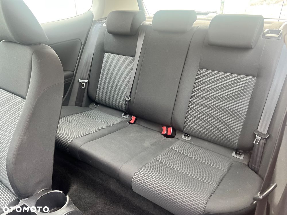 Volkswagen Golf 1.6 Automatik Comfortline - 25