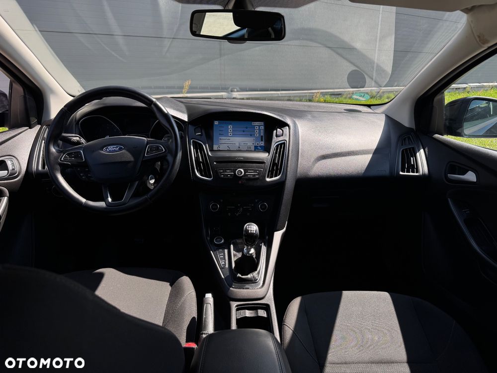 Ford Focus - 18
