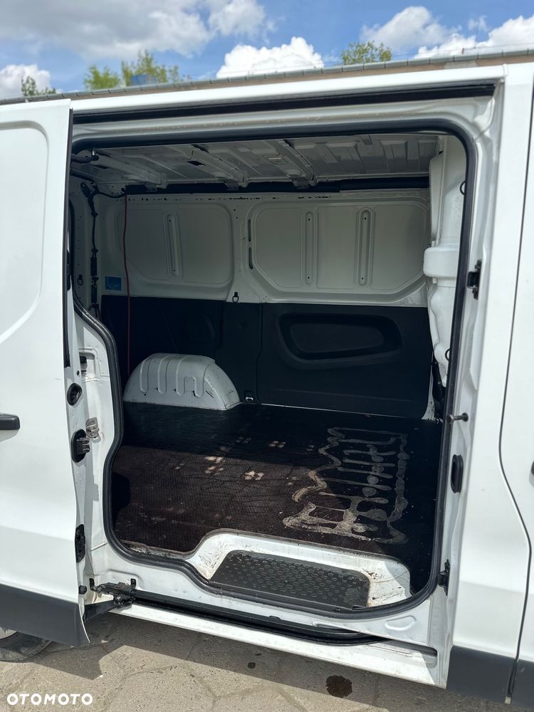 Renault Trafic - 6