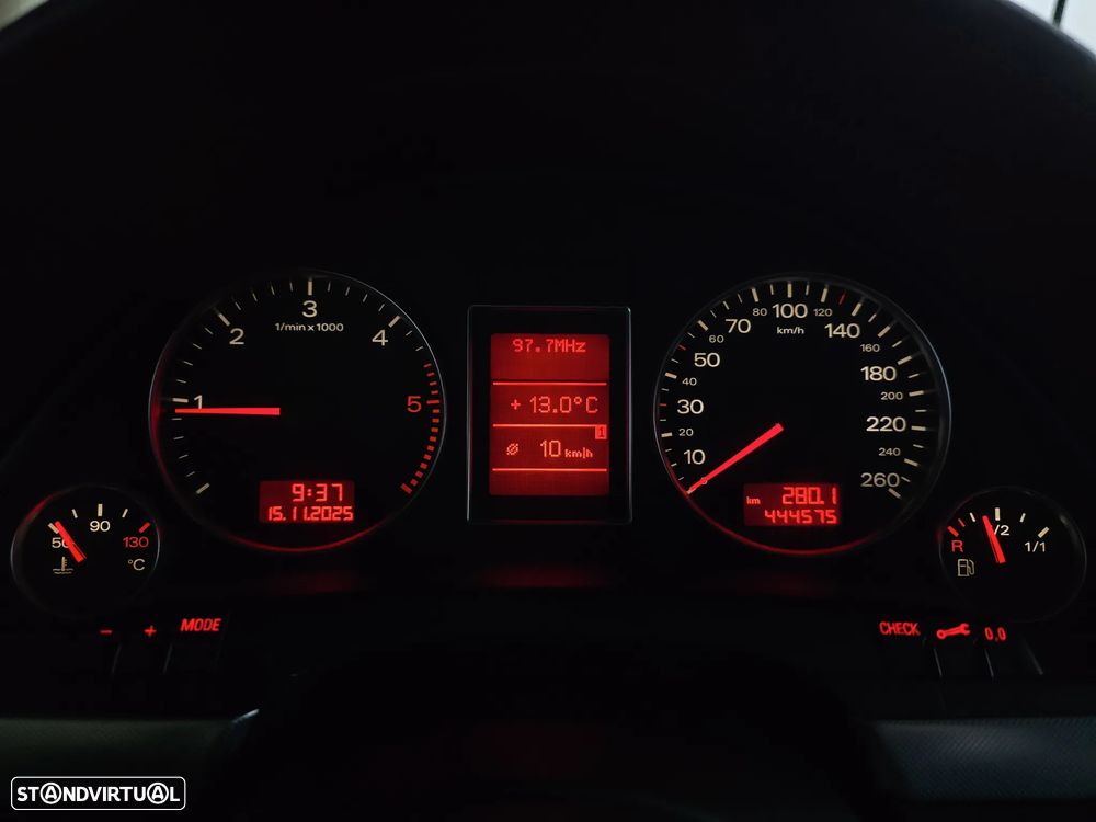 Audi A4 Avant 2.0 TDI S-line - 12