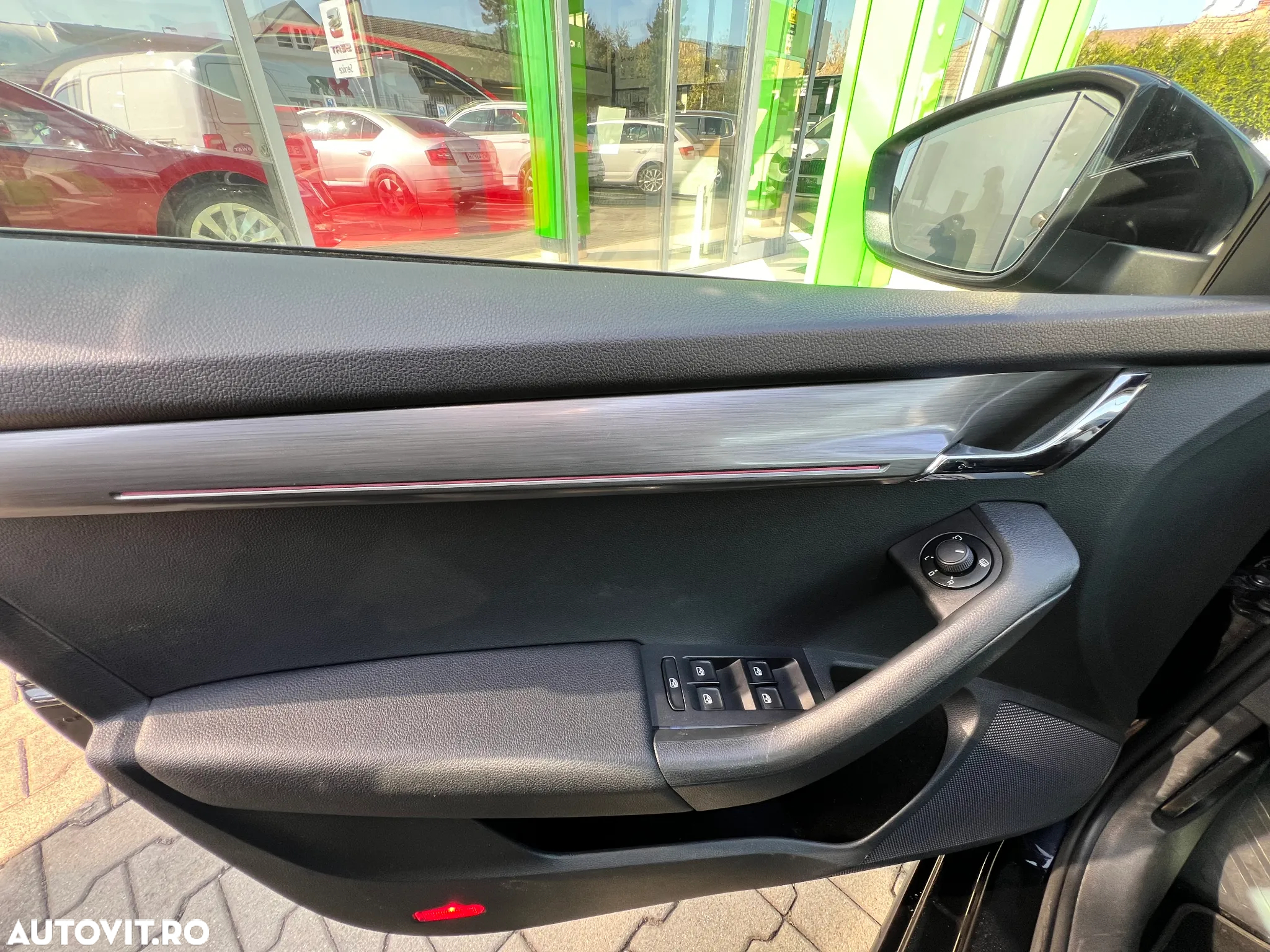 Skoda Octavia Combi Diesel 1.6 TDI DSG Style - 18