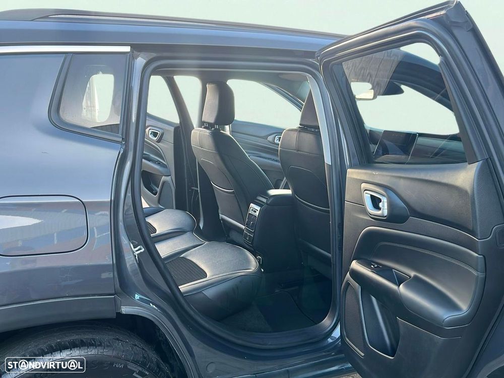 Jeep Compass - 16