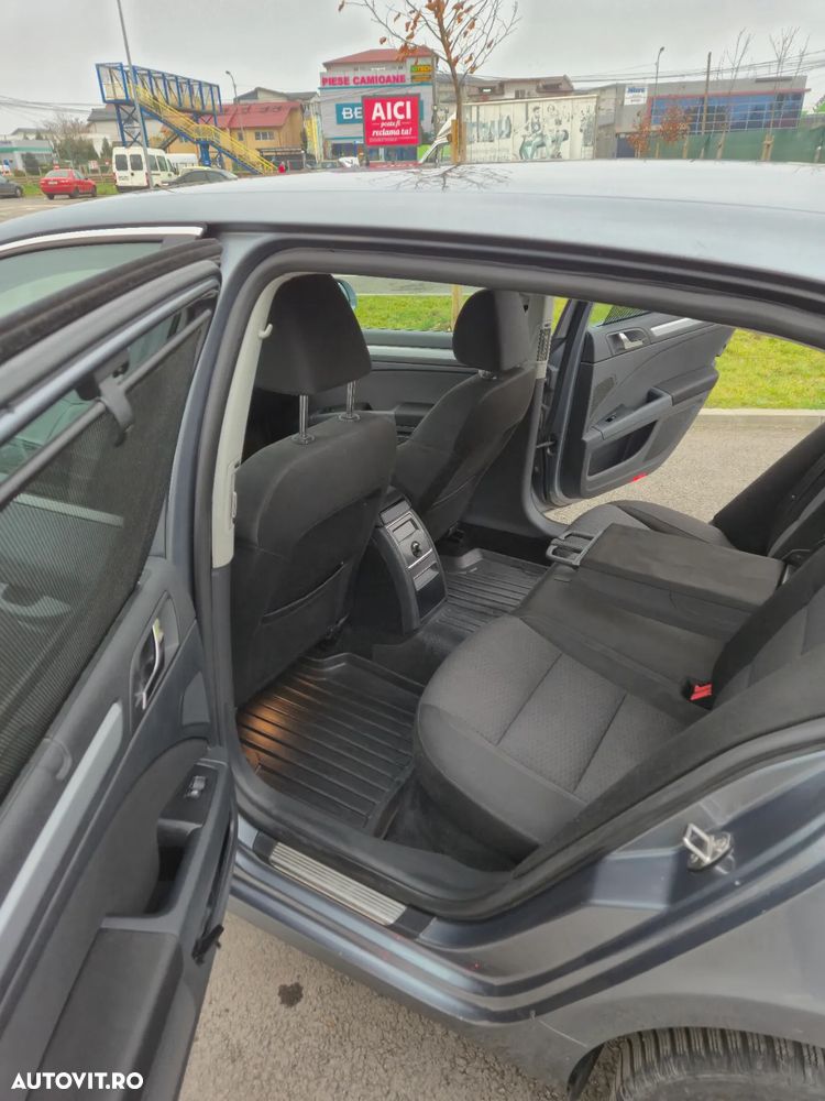 Skoda Superb 2.0 TDI 4X4 Elegance - 14