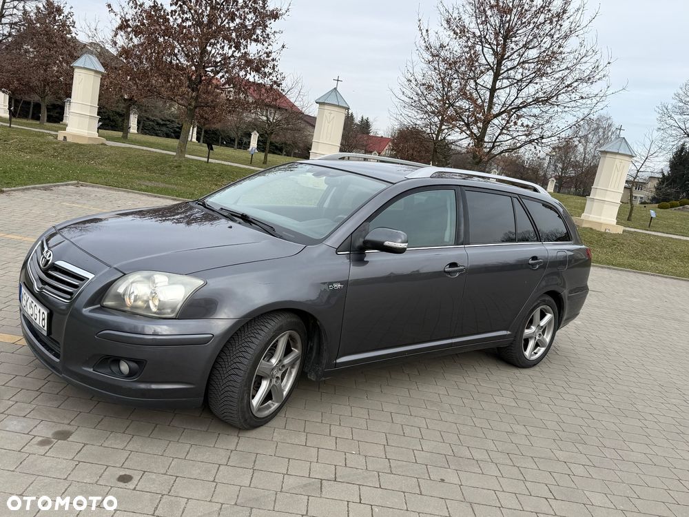 Toyota Avensis 2.2 D-CAT Team - 17