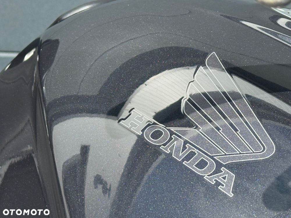 Honda ST - 19