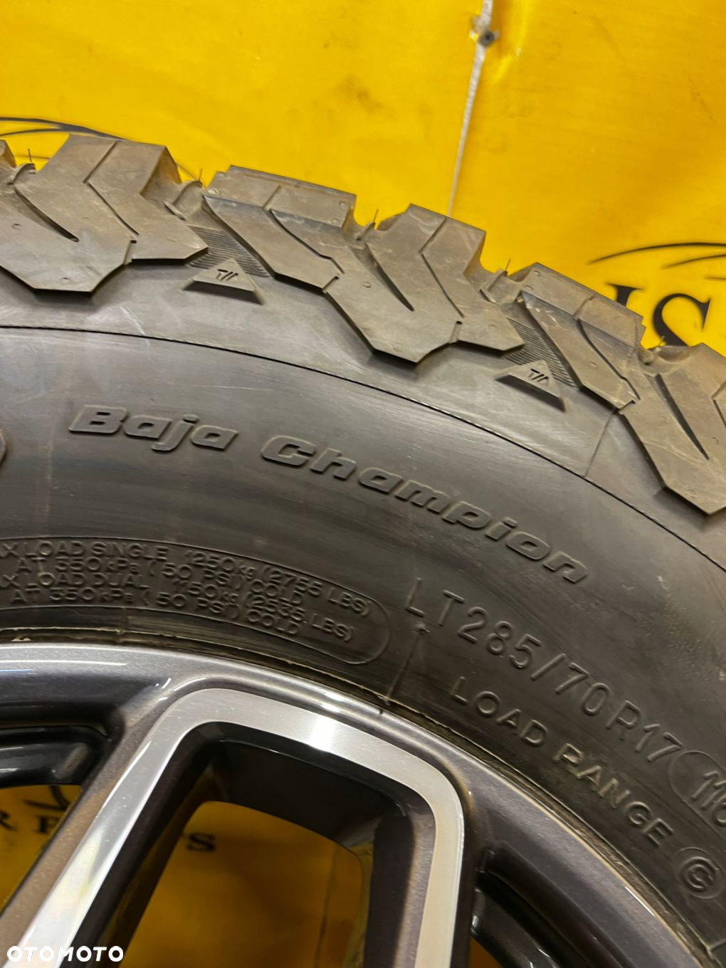 NOWE KOŁA FELGI OPONY CAŁOROCZNE TERENOWE FORD BRONCO 21- 285/70 R17 - 12